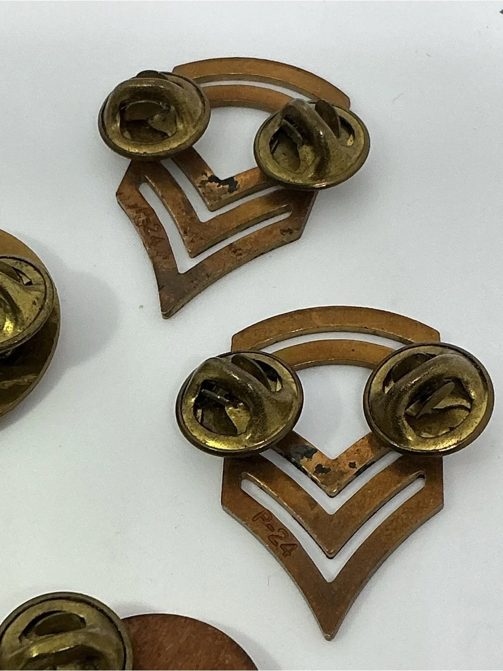 Vintage US Army Enlisted Insignia Pin Lot Sergeant E5 Specialist SP4 Signal Corp